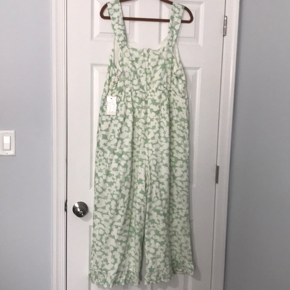 NWT Eloquii Green and White Floral Jumpsuit - Picture 7 of 7